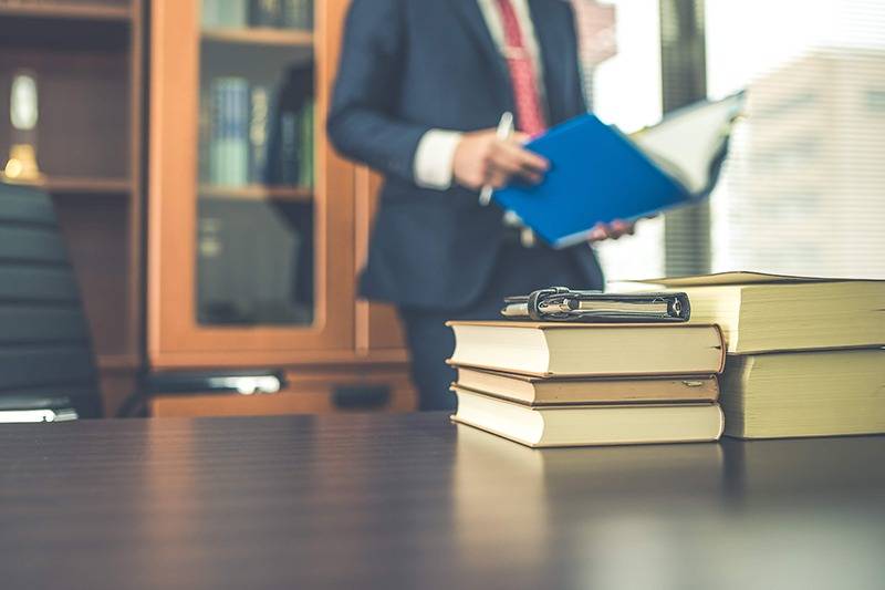 行政書士と司法書士：その違いと依頼できる業務について詳しく解説 | コラム | 愛知県名古屋の行政書士なら一樹行政書士事務所